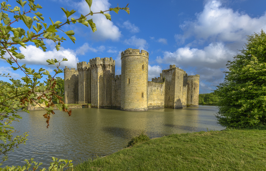 Zero trust or Moat/Castle? Creating the best security strategy for your campus-government.vision